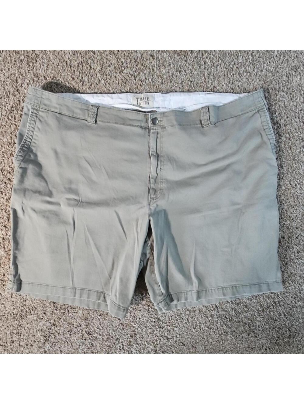 True Nation Sz 52 Green Shorts